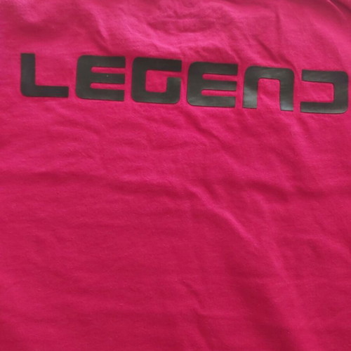 Guess men's T-shirt size M like new, burgundy