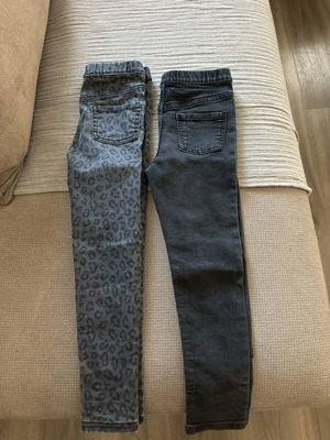 Sinsay kids' jeans pants with elastic waist, size 128, black and grey