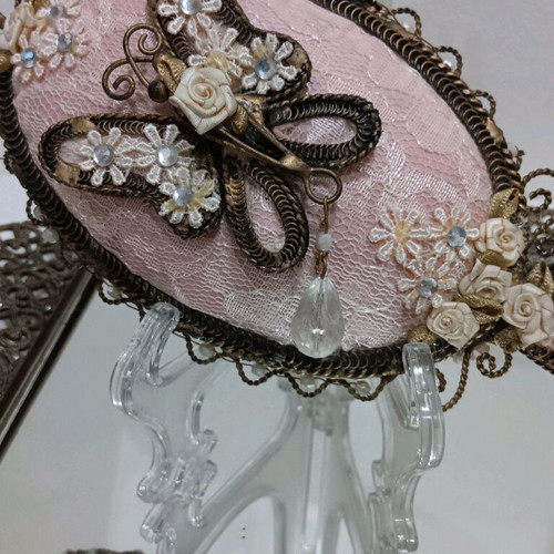 Vintage romantic hand mirror like new