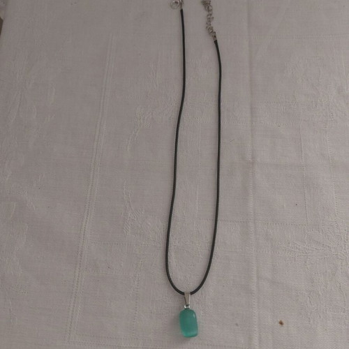 Necklace from PU leather like new, black and green, 45 cm + 5 cm extension