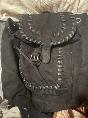 Backpack μαύρο τύπου σουέντ σαν καινούργιο