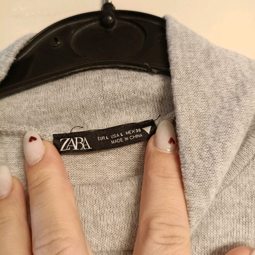 Zara women's turtleneck shirt gray like new, crop, soft