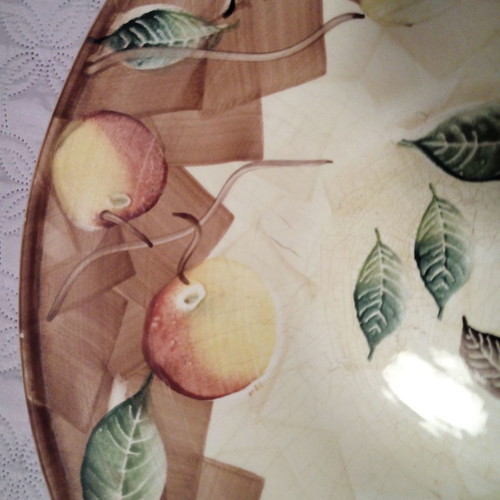 Italian ceramic fruit bowl used, hand-painted, ARM