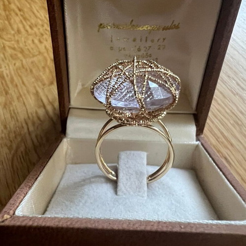 14K Gold Ring like new with pink quartz