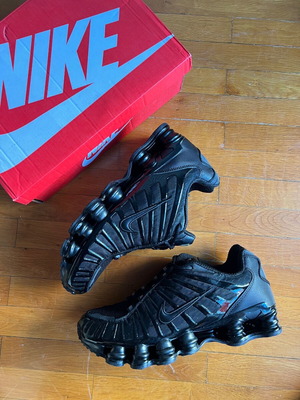 Nike Shox 46 new black sneakers