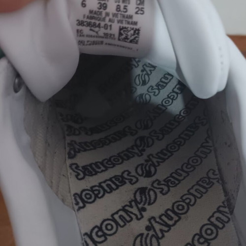 Puma athletic shoes like new, white, size 39