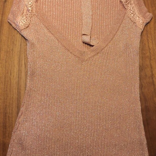 Fracomina blouse like new, pink, rib knit with lace back opening
