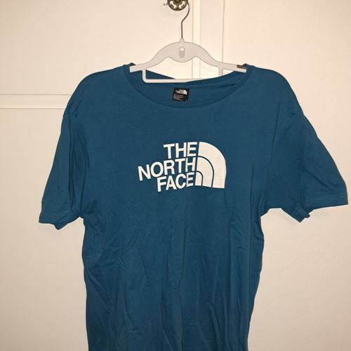 The North Face T-shirt L blue, like new