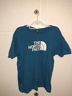The North Face T-shirt L blue, like new