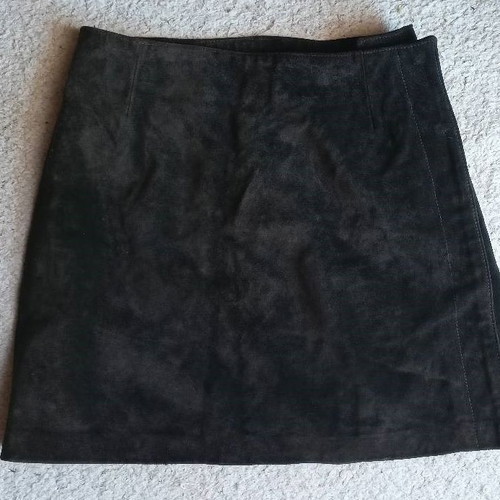 Benetton mini skirt in genuine suede leather, dark brown