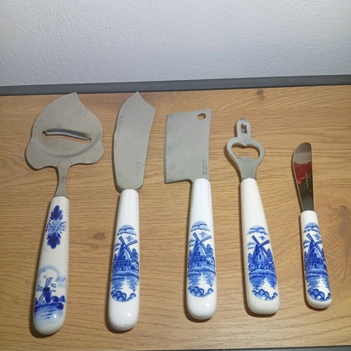 Elesva Delft Blue Cheese Serving Set, 5 pieces