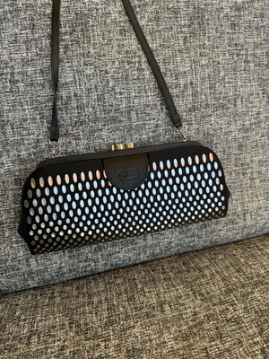 Folli Follie βραδινό τσαντάκι clutch 2 σε 1 με αποσπώμενο κομμάτι, σαν καινούργιο, μαύρο και ασημί