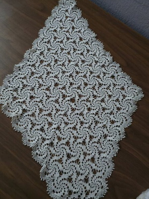 Vintage handmade crochet doily like new, white color