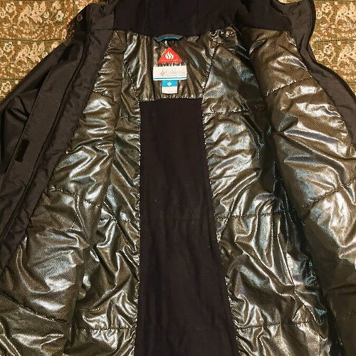Columbia jacket like new with fleece hood and waterproof protection