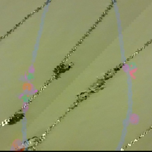 Μακρύ πολύχρωμο κολιέ μεταχειρισμένο με μεταλλική αλυσίδα