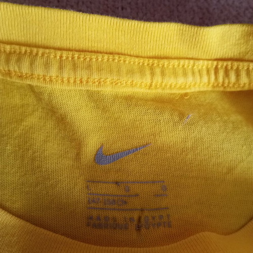 AEK Nike T-shirt like new, boys' large, black and yellow