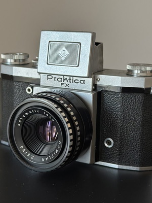 KW Praktica FX φωτογραφική μηχανή με φακό Domiplan 50/2.8 μεταχειρισμένη για ανταλλακτικά