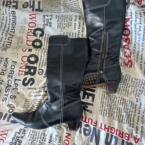 Tod's black leather boots size 38