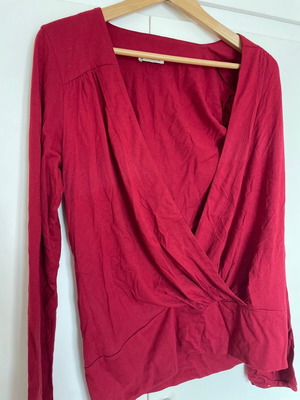 More & More blouse used, long sleeve, red size M