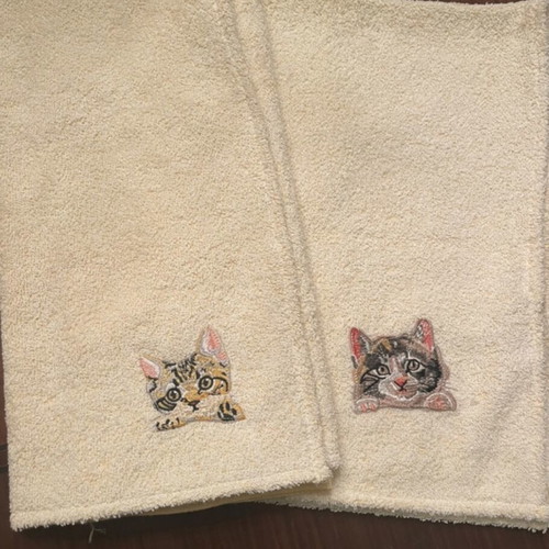Face Towels with Embroidered Cat, Like New, Soft Yellow