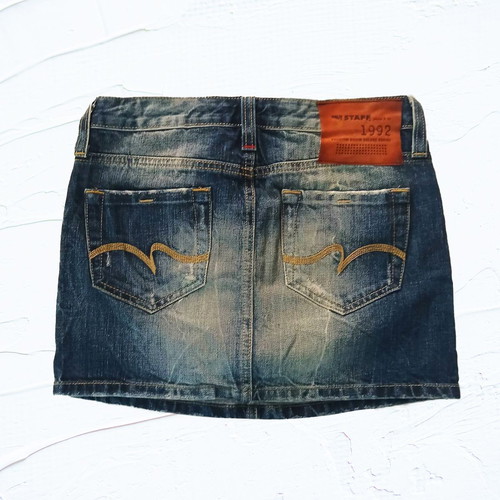 Staff low-rise denim skirt like new, size 25, blue