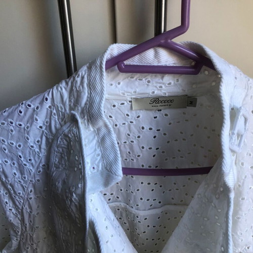 White Rococo trench coat size M like new with lace embroidery