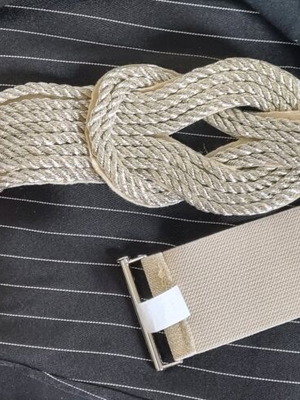 Women's belt gold color like new, adjustable