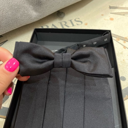 Boss silk bow tie and belt set new, black