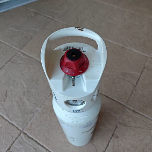 Oxygen Cylinder 5 Liters portable like new