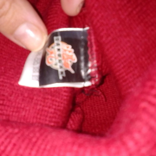 Bakugan kids hat like new, one size, red black