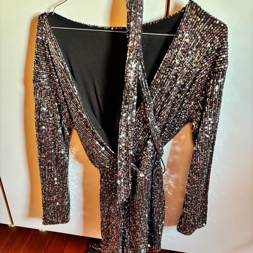 Sequin jumpsuit one size like new, grey with belt