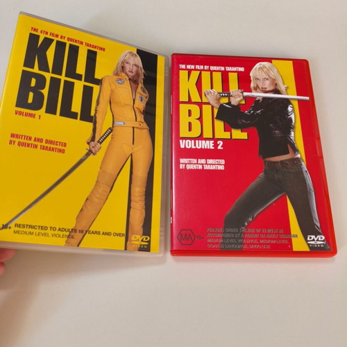 Kill Bill Volumes I and II DVD set like new with English subtitles
