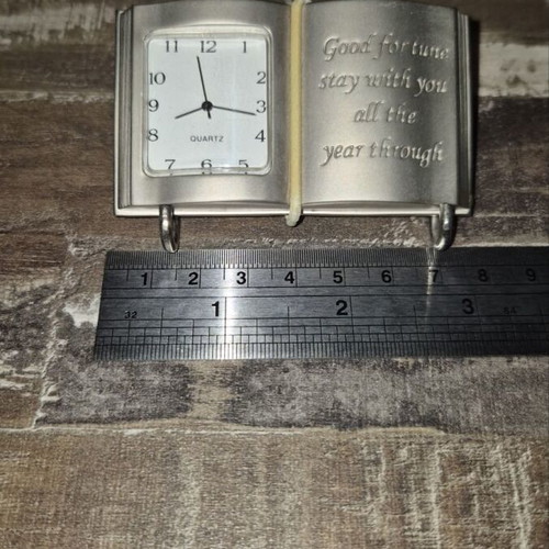 Quartz table clocks like new, set of 3 pieces