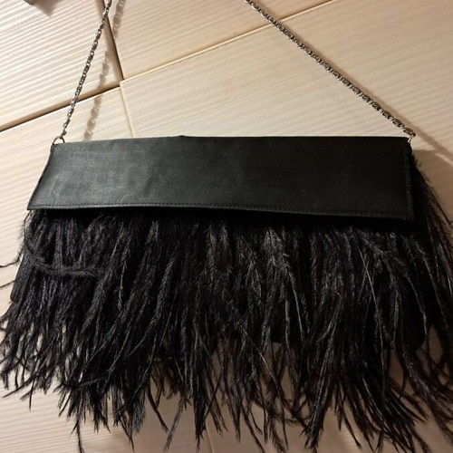 Evening bag with feathers satin closure like new, black