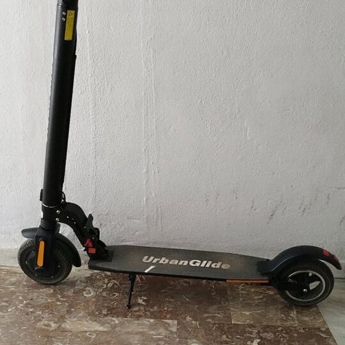 UrbanGlide Ride 82L electric scooter used, lightweight and foldable