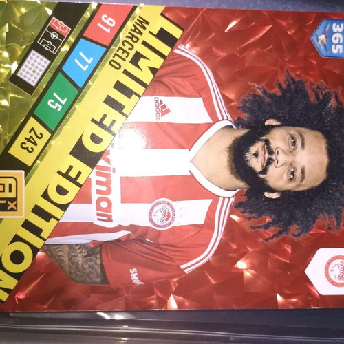 Large Marcelo Fifa 365 Panini Card like new