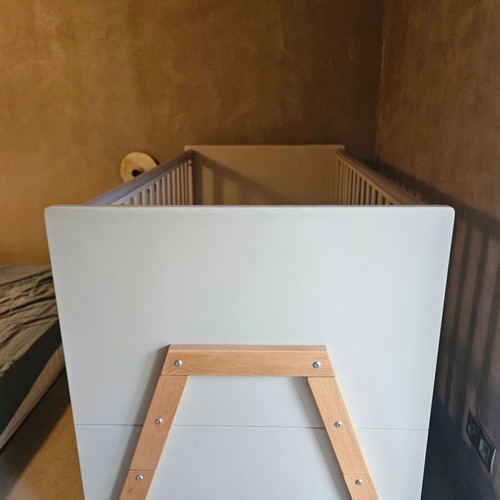 Casababy Oslo Convertible Baby Cot and Greco Strom Erato Mattress like new