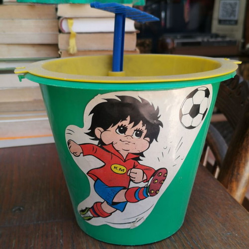 Vintage Sport Billy KM beach bucket used, 1980s