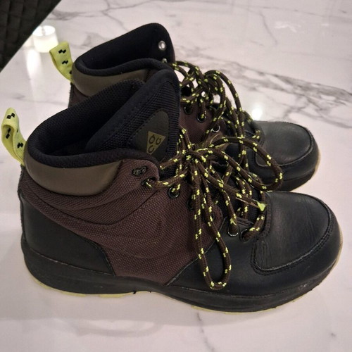 Nike athletic boots used, size 38, black and brown