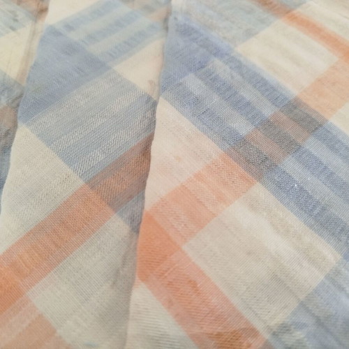 Tablecloth with 6 napkins new, bright white blue and orange colors