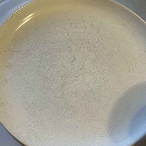 Dinnerware set used, 6 pieces including plates and cereal bowls