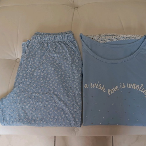Women's summer pajama like new, size M, blue