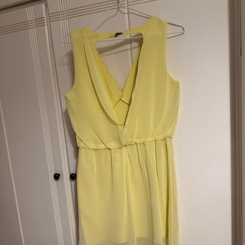 Zara cocktail dress like new, yellow