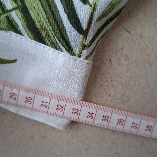 H&M Midi Skirt White and Green Like New