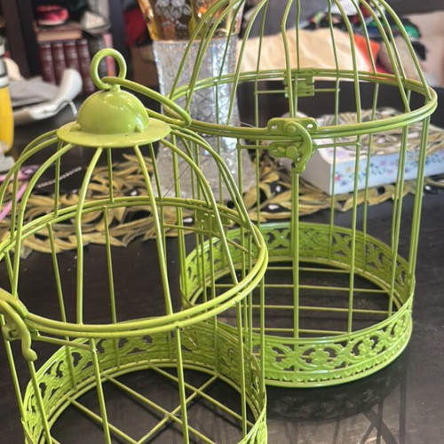 Metal decorative birdcages like new
