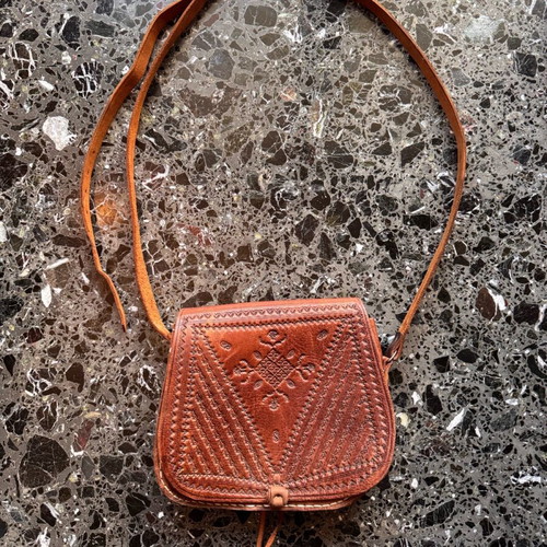 Leather shoulder bag brown like new