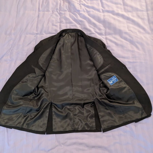 Leonardo Uomo Suit 3-piece set black like new, size 48