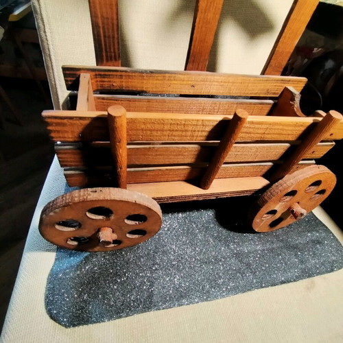 Decorative wooden object used for bottle and glass