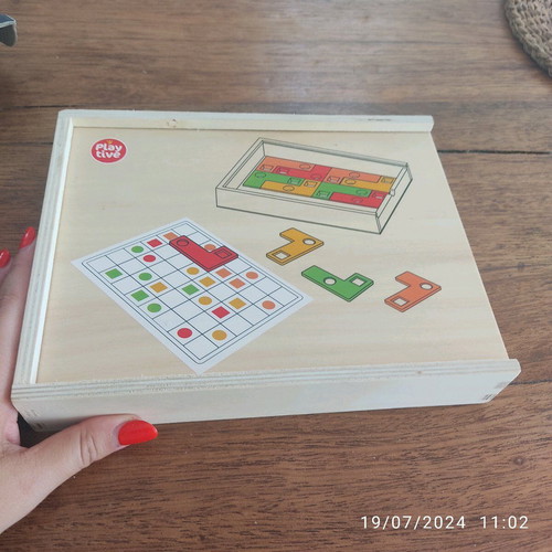 Montessori wooden toy for 3+ years with geometric shapes like new