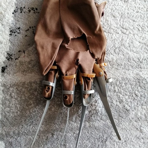 Freddy Krueger Glove 1984 used